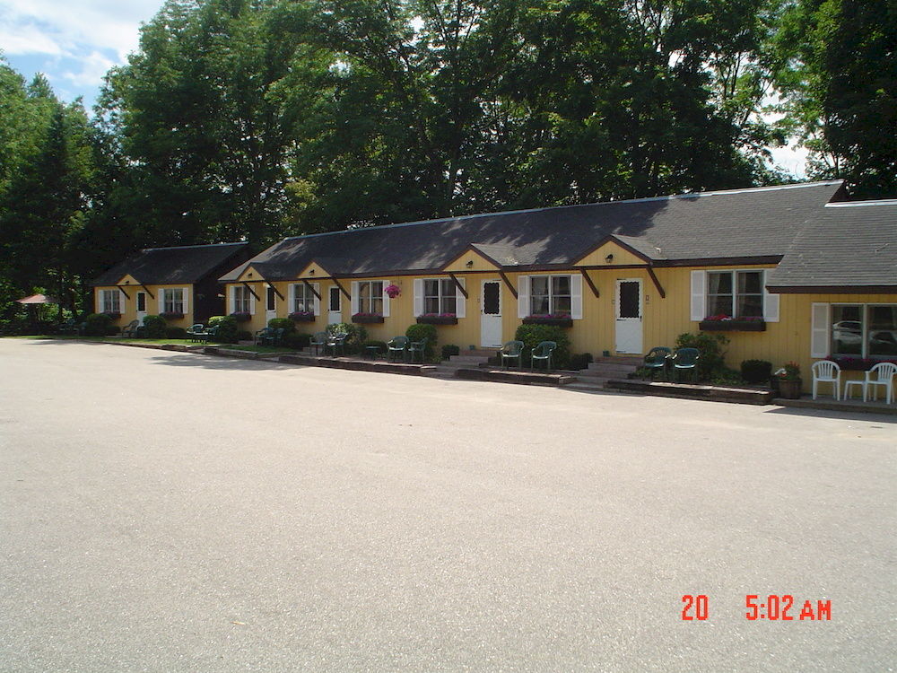 Maple Leaf Motel — North Conway — photo 3