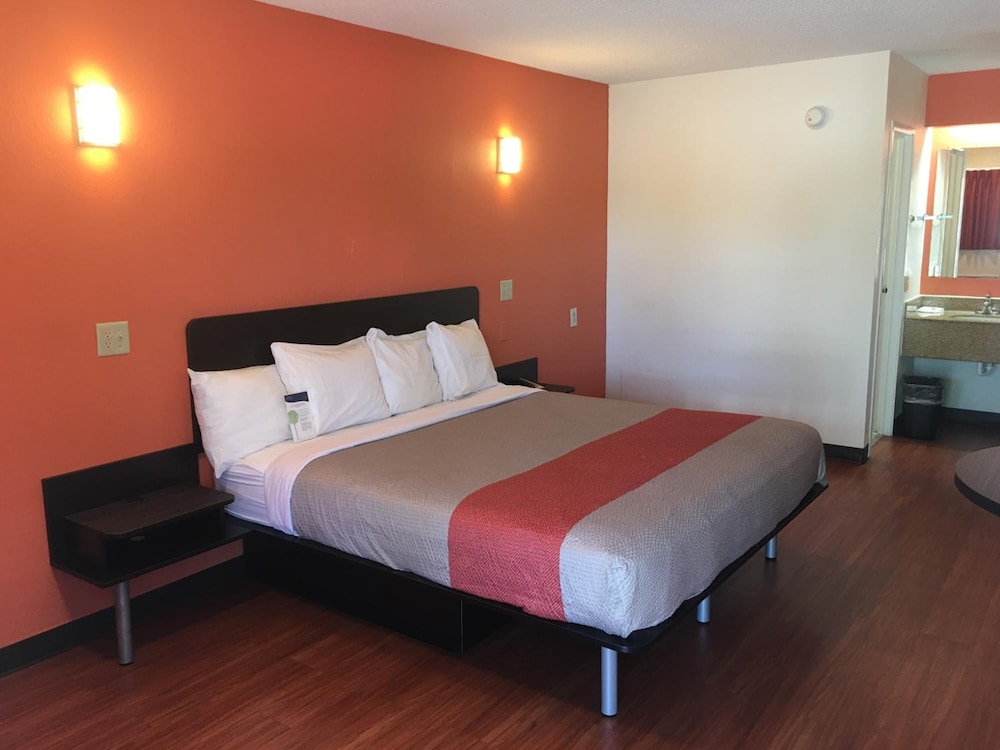 Motel 6 Richmond VA Midlothian Turnpike - photo 17