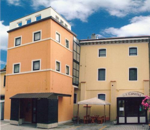 Hotel La Cantina — hotel in Alfonsine