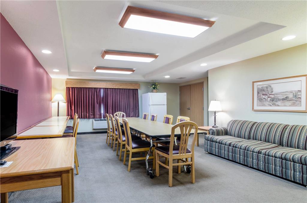 Rodeway Inn Hesston KS - photo 33