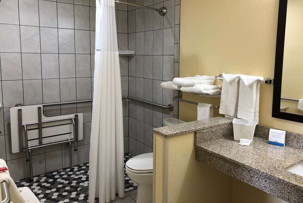 Days Inn by Wyndham Charles Town Harpers Ferry - photo 21