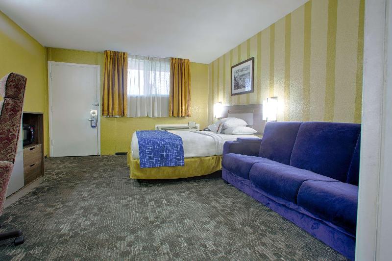 Travelodge by Wyndham Phoenix Downtown - photo 36