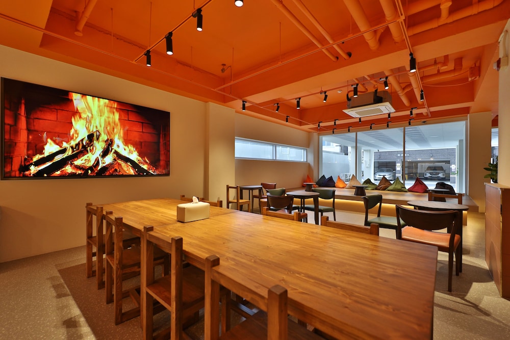 Gyeongju Hotel Gonggan — hotel in Gyeongju