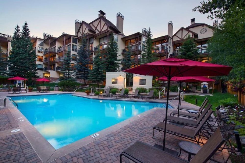 2 Bedroom Boutique Resort Condo With Hot Tub Access and Within Walking Distance to the Eagle Bahn Gondola - photo 20