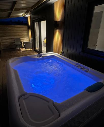 Glenariff Forest Evergreen Lodge — 4-Star Luxury Hotel in Glenariff, United Kingdom