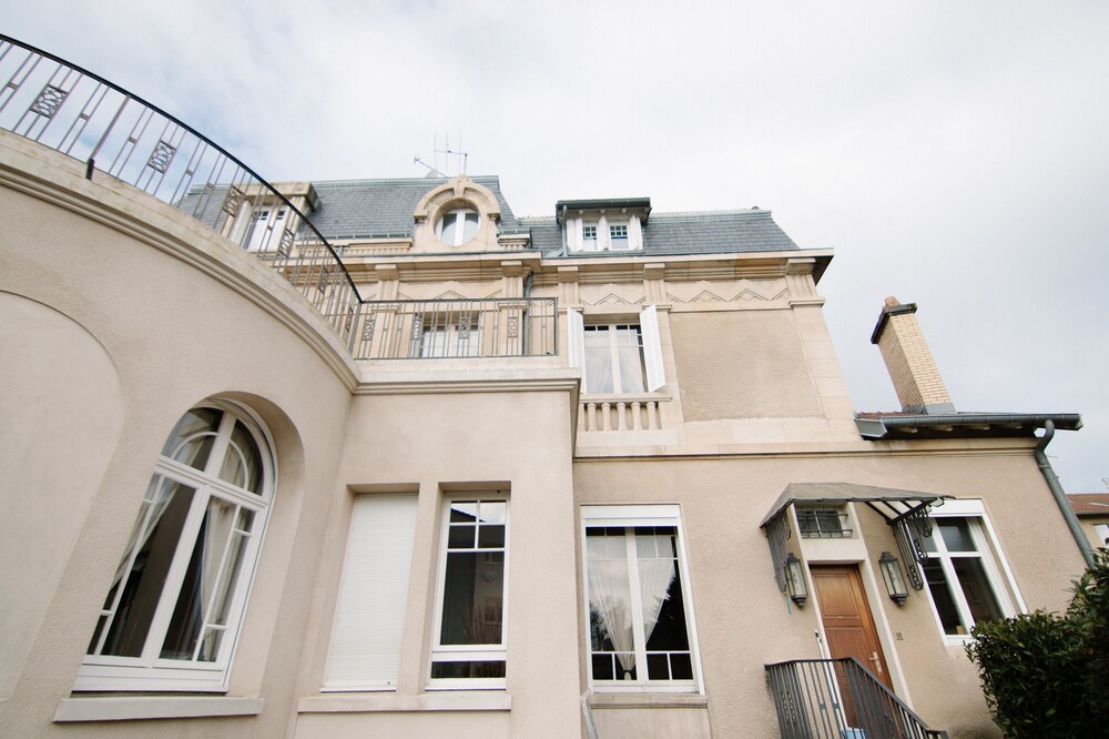 Pick your place - carbon neutral hotel in Paris