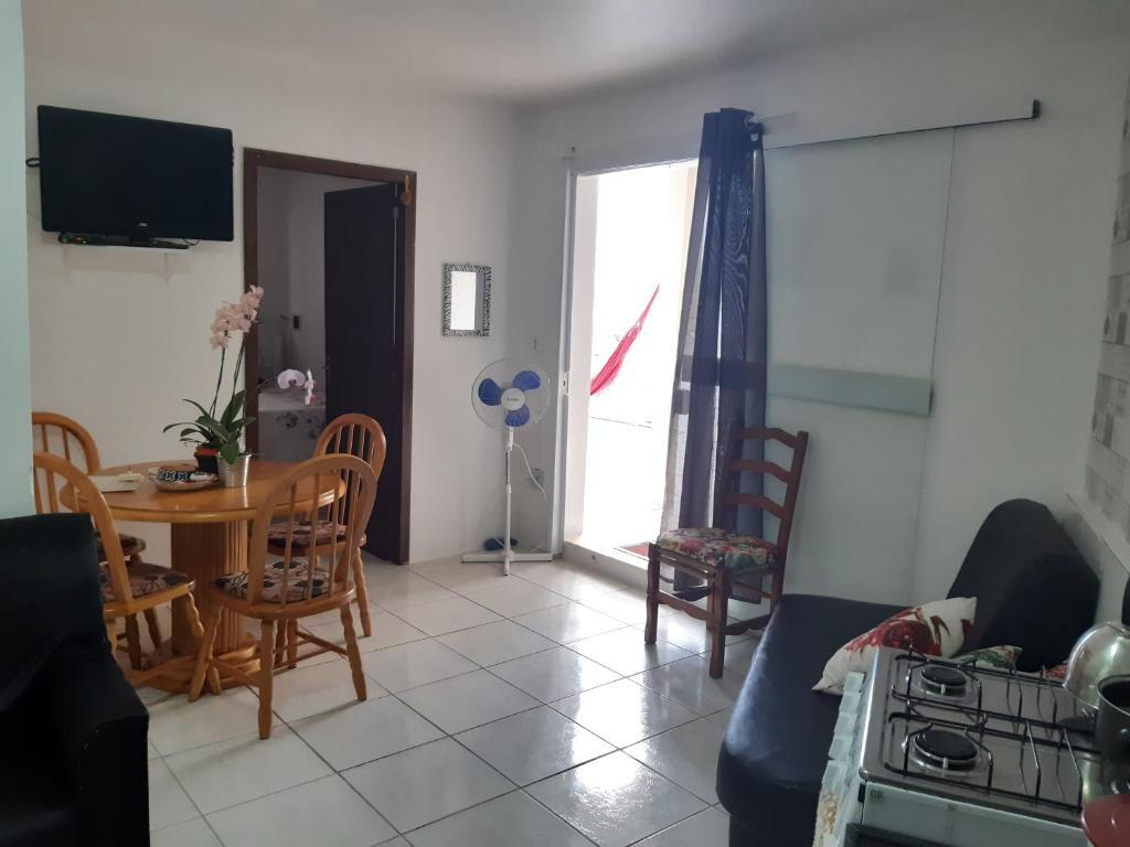 Apartamento com Cozinha Completa em Torres Perto das 4 Praças e praia — Torres — photo 4