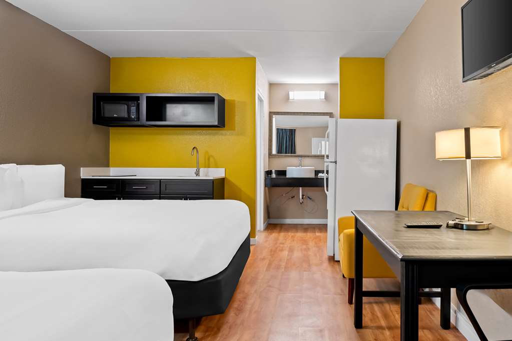 Signature Inn Danville - photo 19