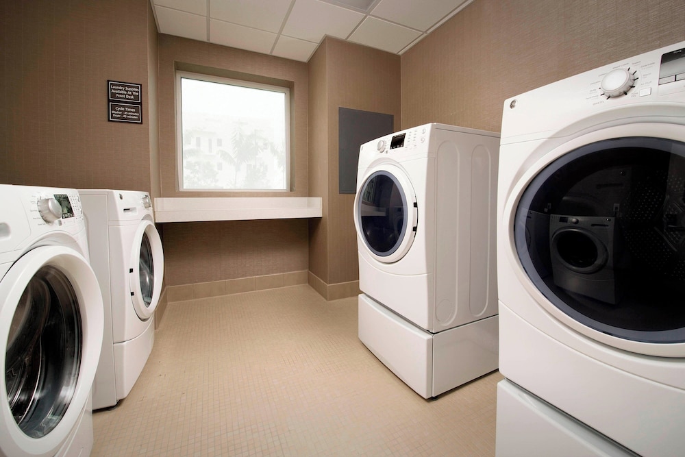 Residence Inn Miami Airport West Doral - photo 33