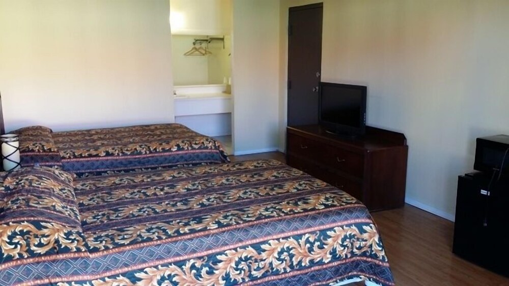West Texas Inn & Suites with Kitchenette - photo 12