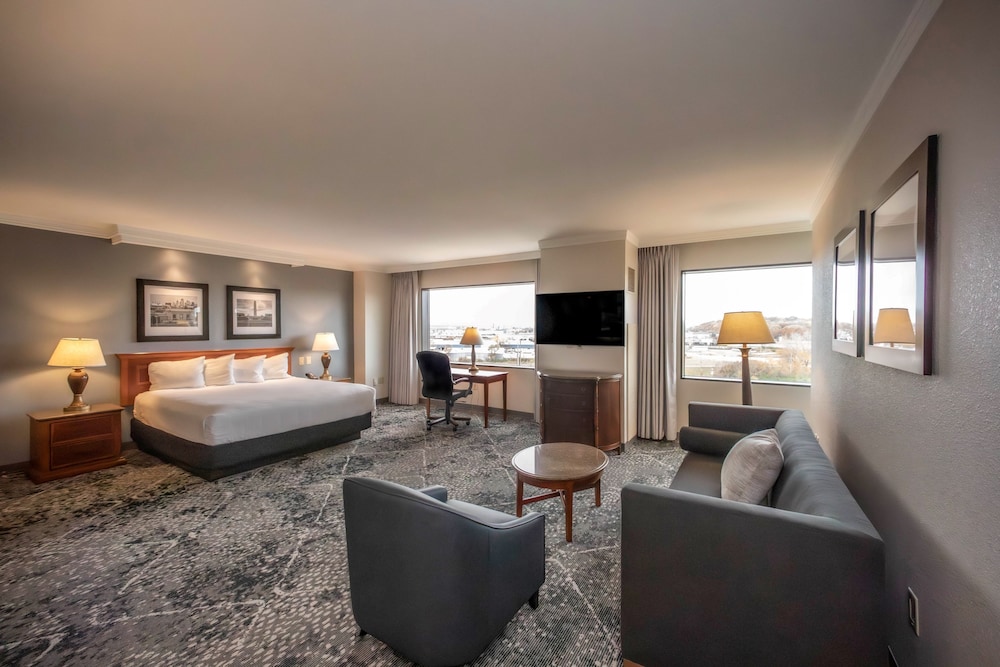 Harrah's Kansas City Hotel and Casino A Caesars Rewards Destination - photo 10
