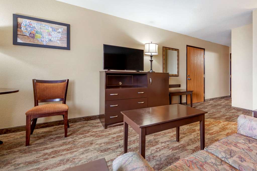 Econo Lodge Black Hills - photo 25