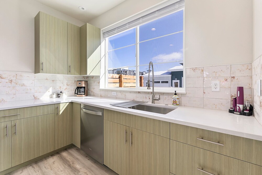 938 Jerome St Unit 2 - photo 13