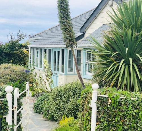St Edwards Cottage Tintagel — 4-Star Luxury Hotel in Tintagel, United Kingdom
