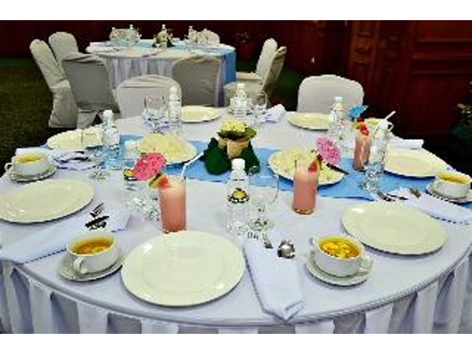 Days Hotel By Wyndham Batangas in Batangas, Philippines