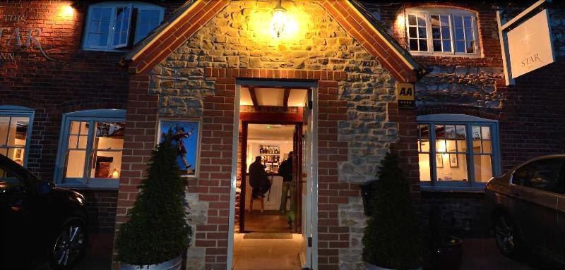 Star Inn - carbon neutral hotel in Wantage