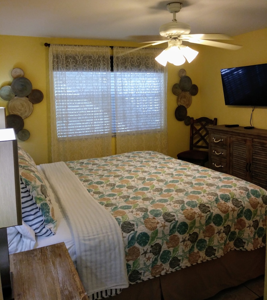 A Beach Retreat - photo 27