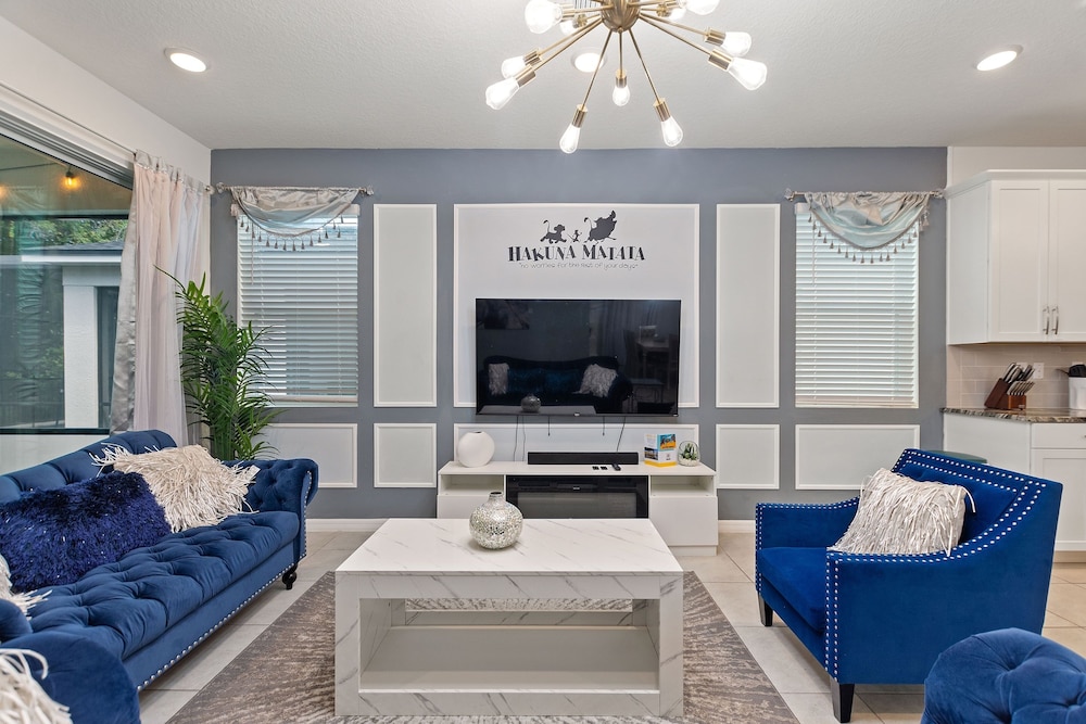 Rear Views Spa Games Room Pet Friendly Resort Amenities 8 Bedroom Villa - photo 26