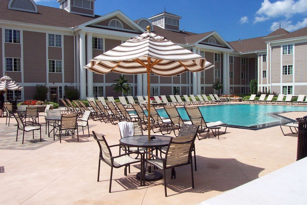The Bertram Inn & Conf Ctr Trademark Collection by Wyndham — hotel in Aurora