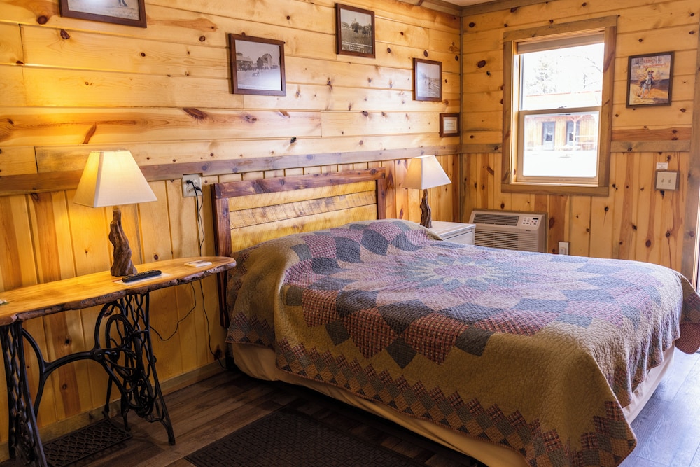 Sunset RV Park and Motel - photo 22