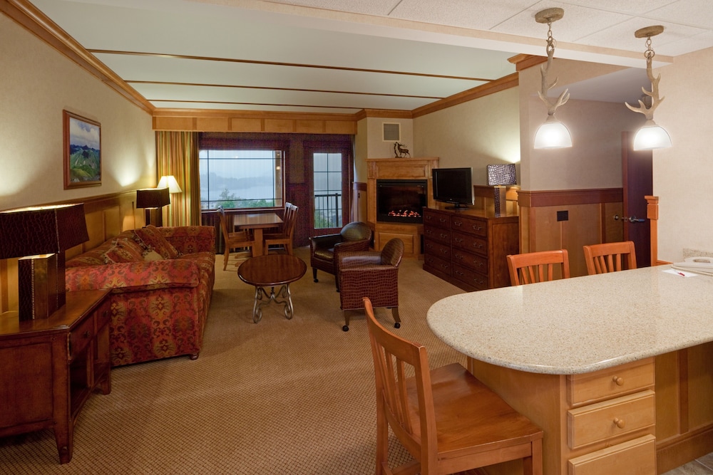 Crowne Plaza Lake Placid - photo 9