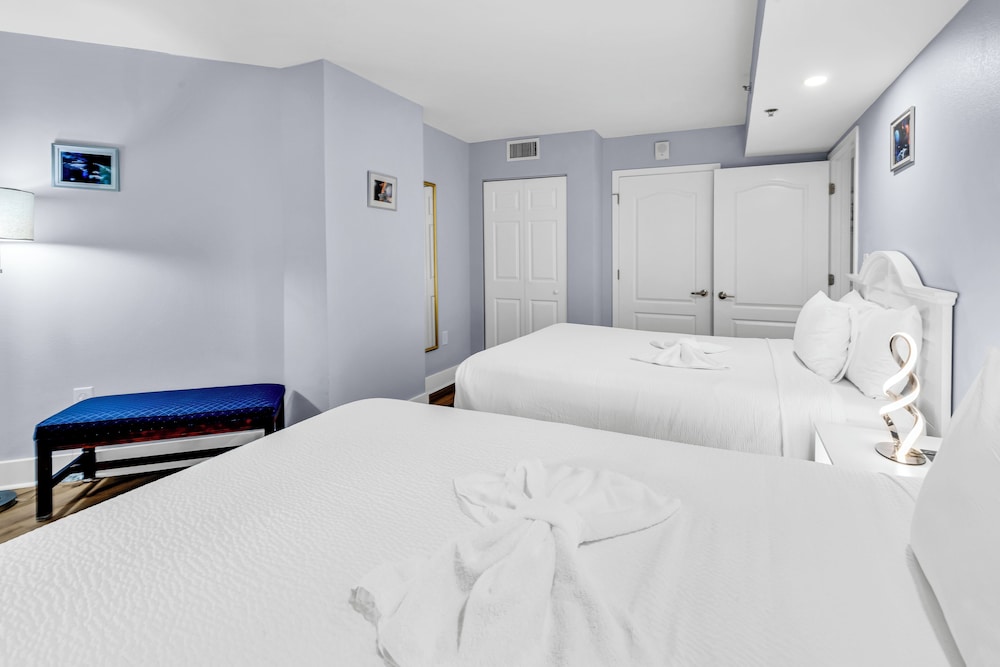 Carolinian Resort Stunning Condos - photo 26