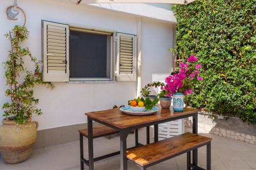 Casa Vacanze Villa Rosa Mondello — 4-Star Luxury Hotel in Palermo, Italy