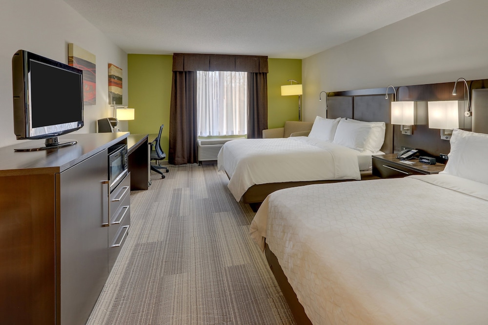 Holiday Inn Express Hotel & Suites Dayton Centerville by IHG - photo 9