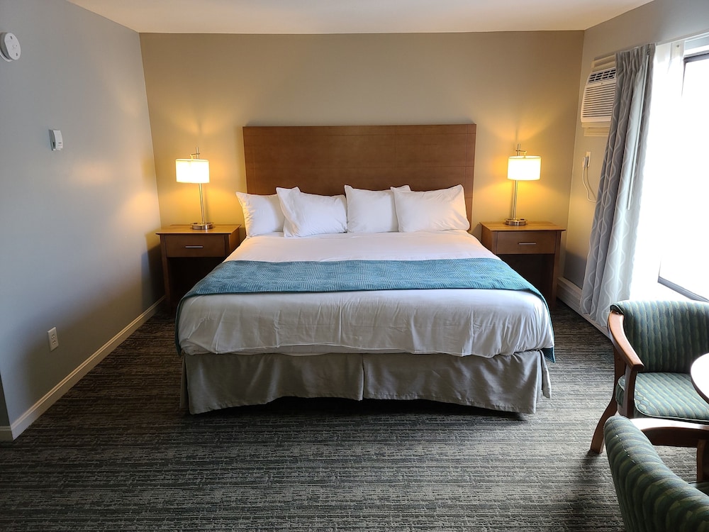 Hampton Village Inn - photo 20