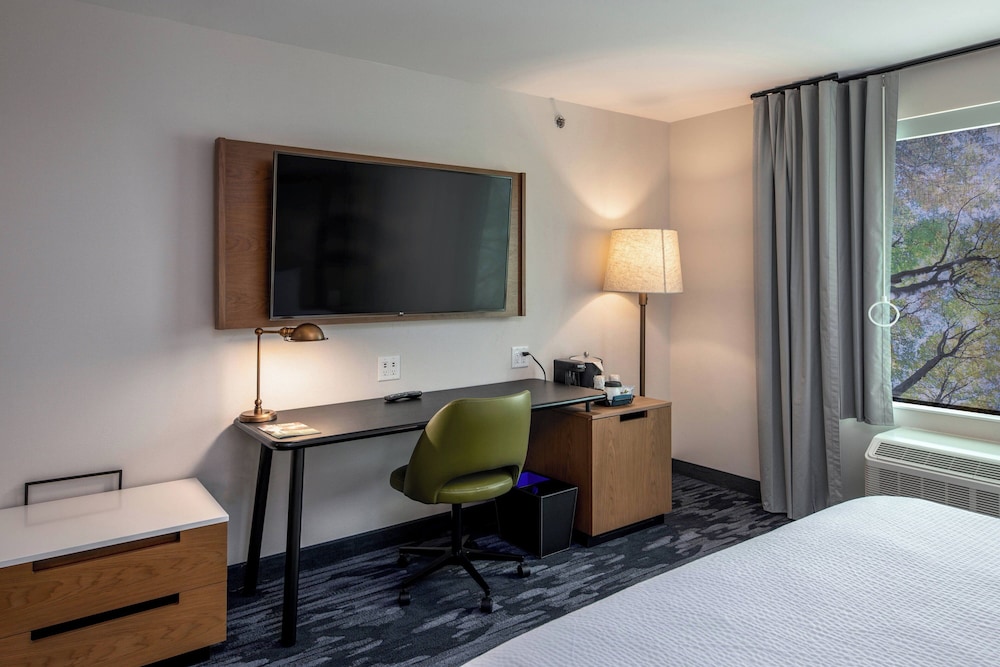 Fairfield Inn & Suites by Marriott Little Rock Airport - photo 6