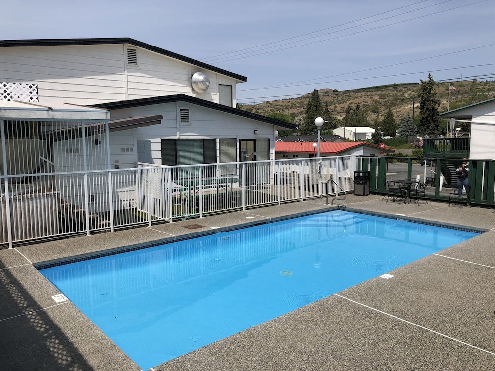 Apple Inn Motel - photo 54