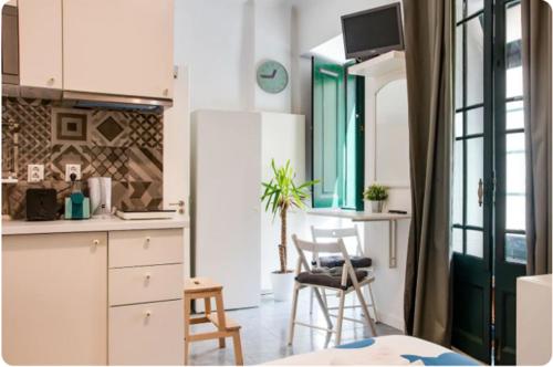 Campolide Green Door Studio