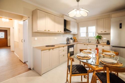 Liatiko Cottage House — 4-Star Luxury Hotel in Lefkimmi, Greece