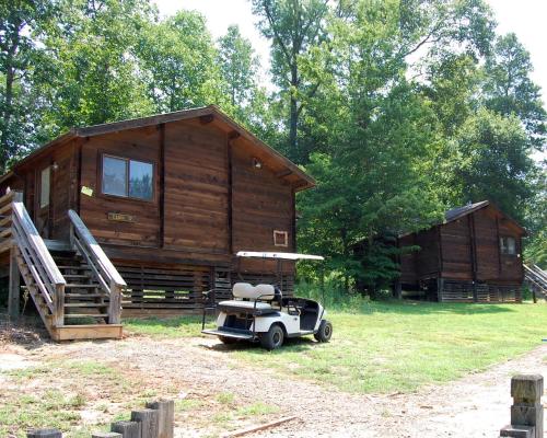 Forest Lake Camping Resort Cabin 18 — hotel in Advance