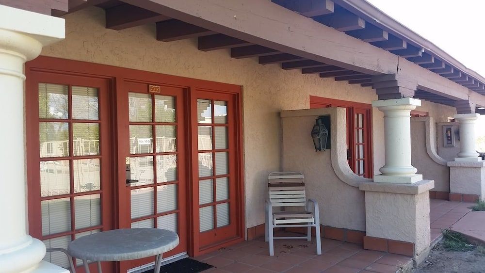 Mesa Golf Inn & Suites - photo 3