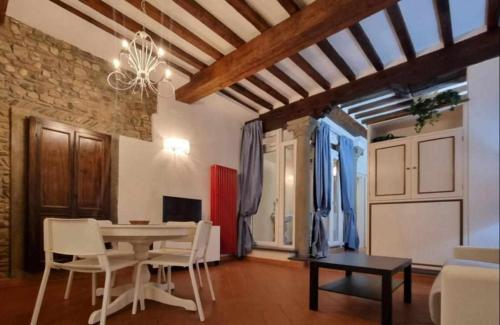 Borgo Allegri Apartment — 4-Star Luxury Hotel in Florence, Italy