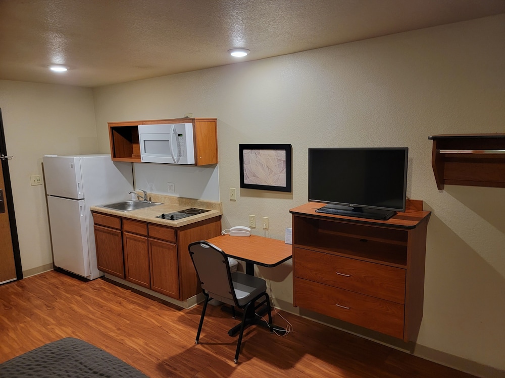 WoodSpring Suites Louisville Jeffersontown - photo 9