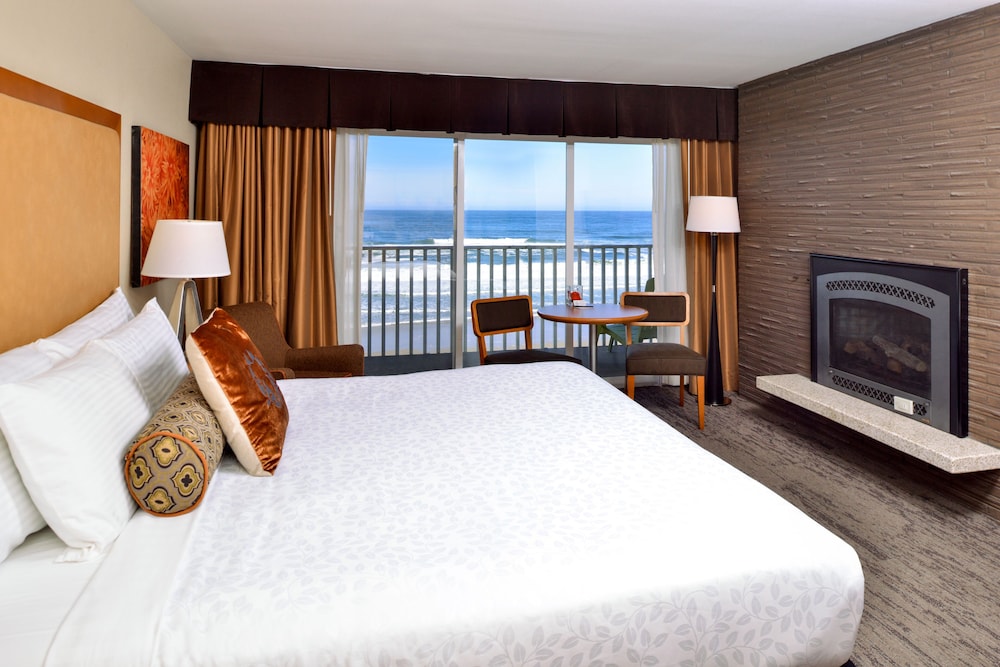The Coho Oceanfront Lodge - photo 12