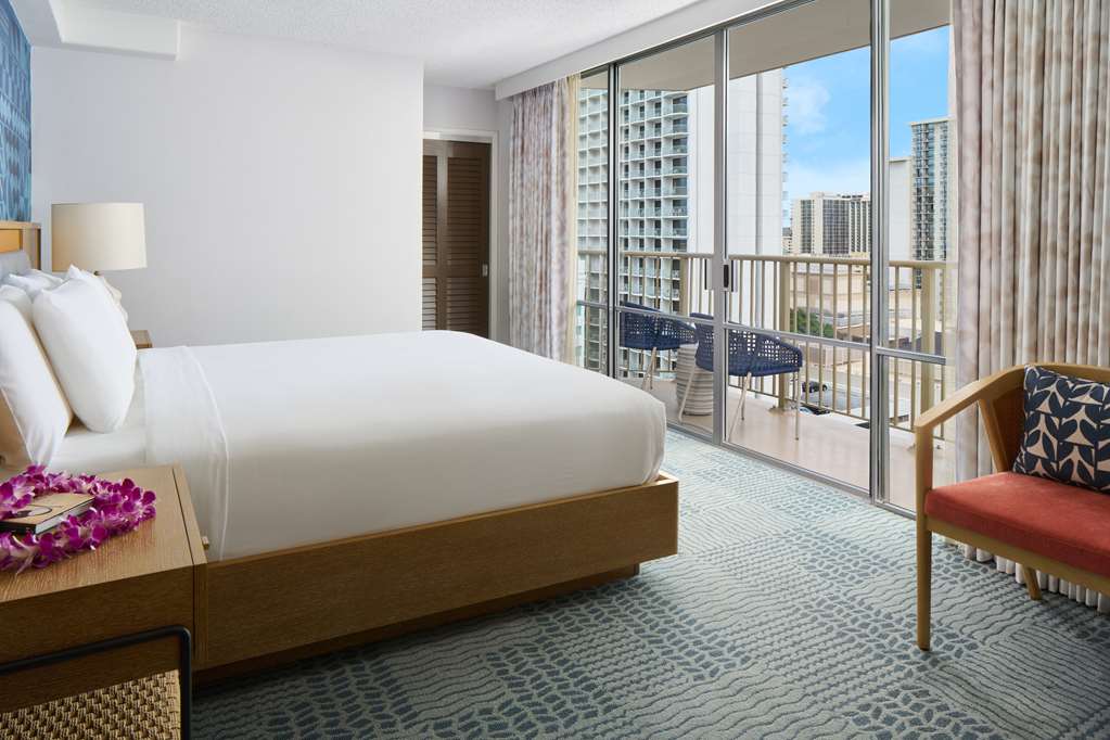 Outrigger Waikiki Paradise Hotel - photo 36