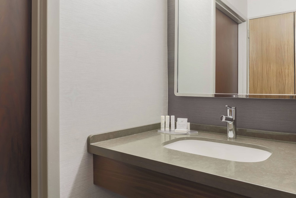 Courtyard by Marriott Boulder Broomfield - photo 20