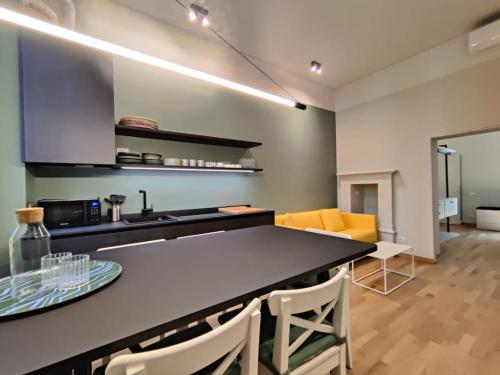 Darsena cozy apartment — 4-Star Luxury Hotel in Milan, Italy