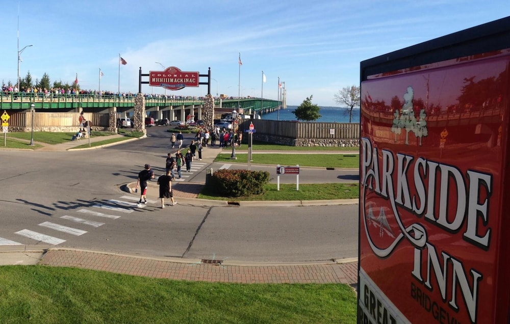 Parkside Inn Bridgeview - photo 34
