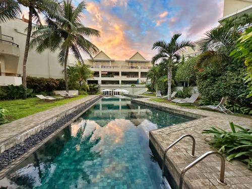 Luxury 2 Bedroom Beach Condo at Bain Boeuf Pereybere — 4-Star Luxury Hotel in Cap Malheureux, Mauritius