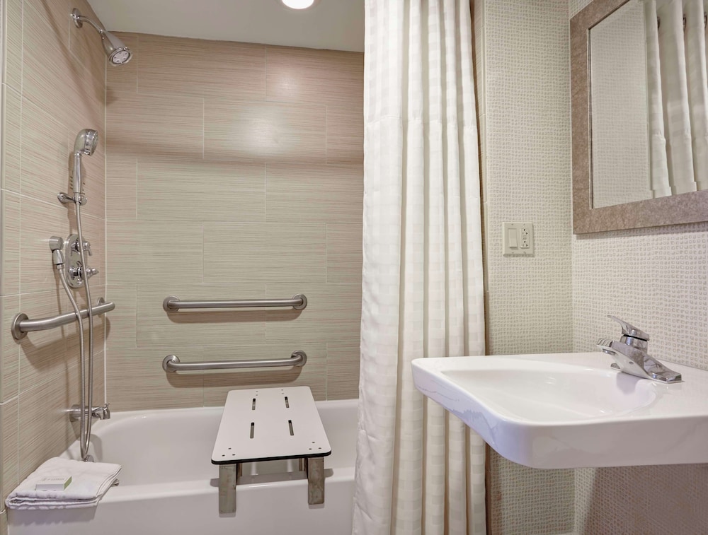 DoubleTree by Hilton Hotel Philadelphia Center City - photo 48