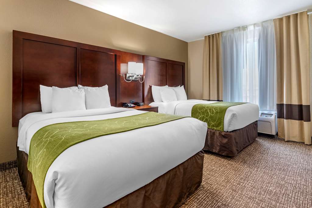 Comfort Suites Fernley - photo 24