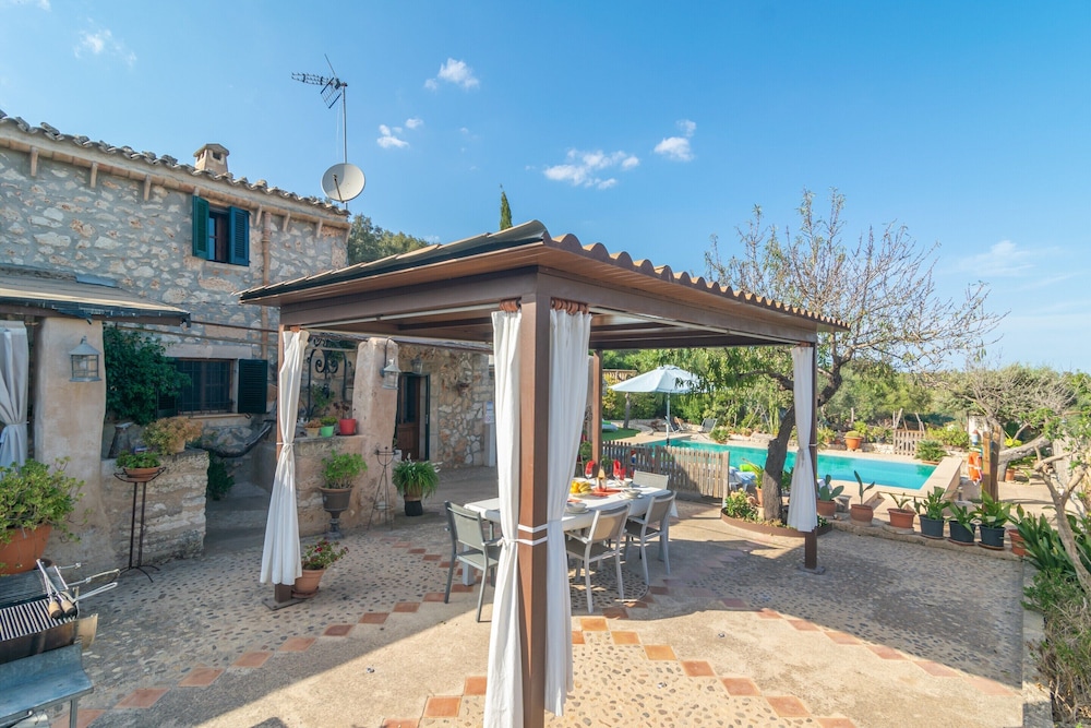 Finca Son Matginet 18 — 4-Star Luxury Hotel in Sineu, Spain