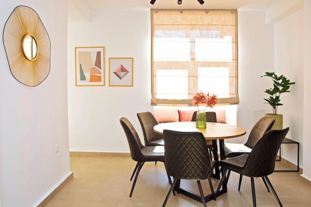 Flowers Premium Apartments & Rooms — 4-Star Luxury Hotel in Zagreb, Croatia