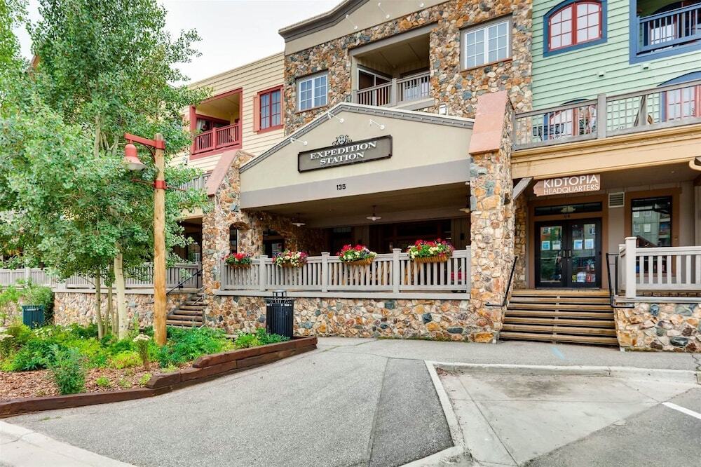 Expedition Station 8616 — 4-Star Luxury Hotel in Keystone, United States