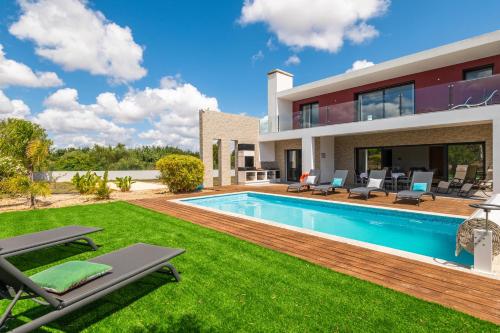 Casa do Pomar Piscina Privada Prainha Alvor — 4-Star Luxury Hotel in Alvor, Portugal