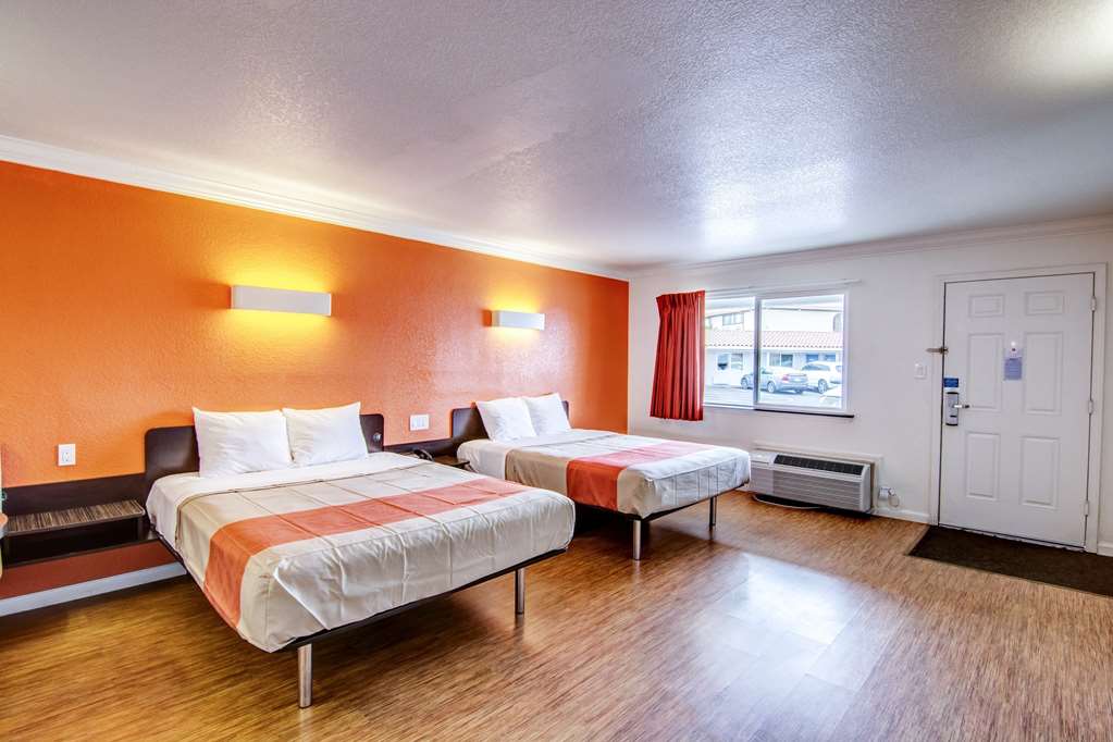 Motel 6 Manteca CA - photo 19